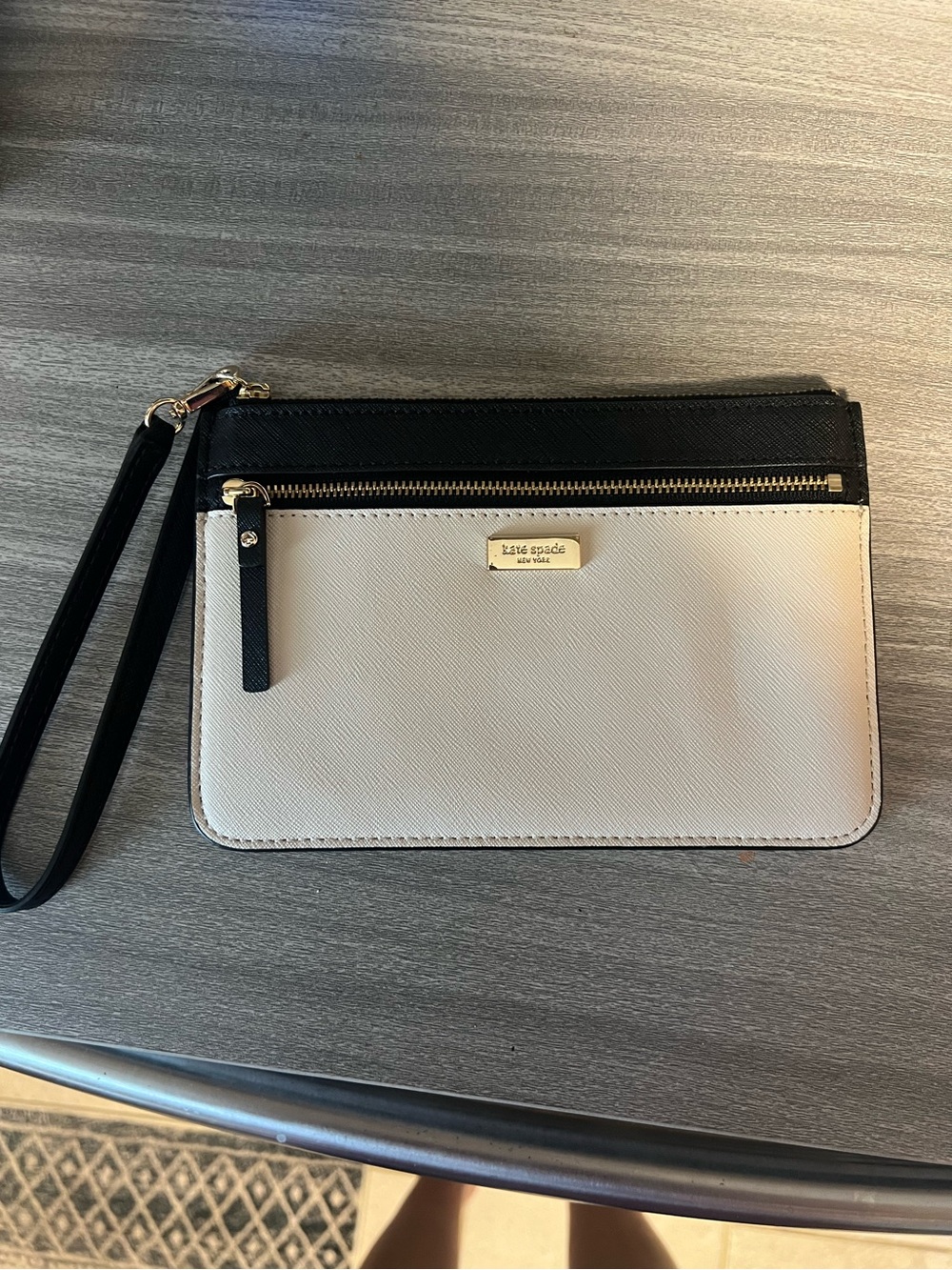 NEW Kate Spade Laurel Way Wristlet Black & Cream